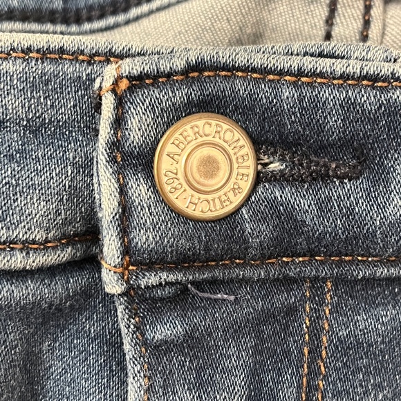 Abercrombie & Fitch Skinny Jeans - Picture 6 of 6